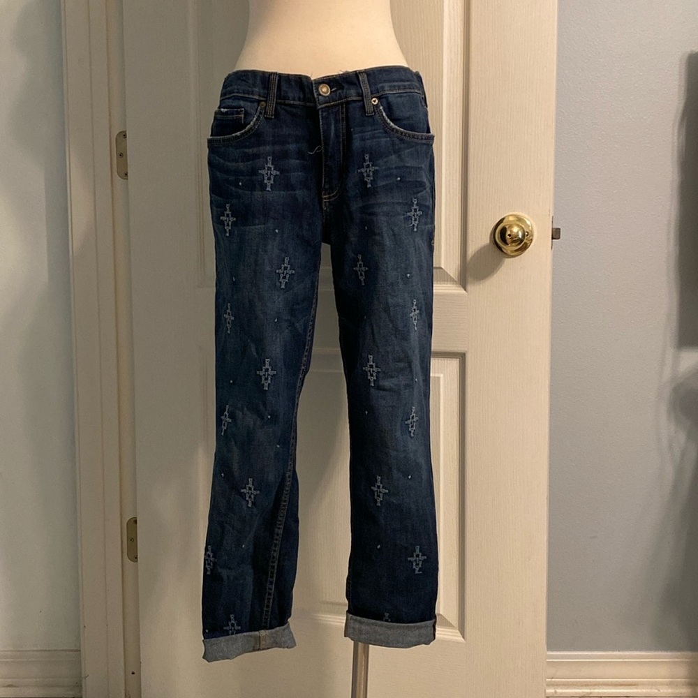 Level 99 Embroidered Roll up Jeans 28